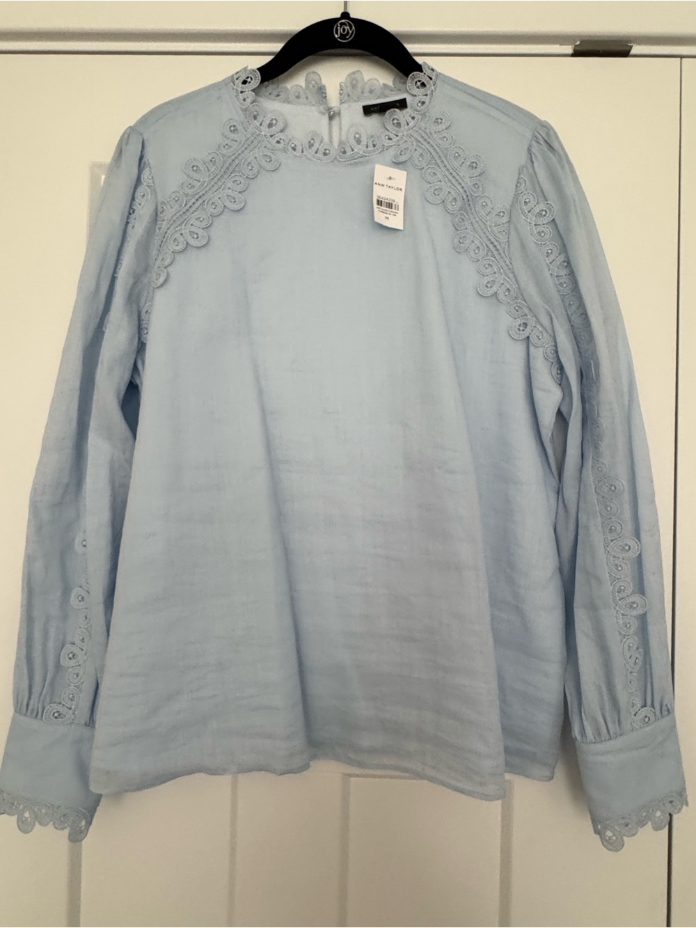 NWT Ann Taylor 100% Cotton Light Blue Lace Trim Long-Sleeve Women's Top - M